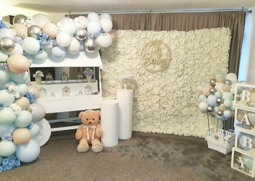 Baby shower backdrops and sweet cart